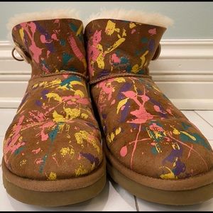 UGG Classic Mini Bailey Button Paint Splatter Sz 9